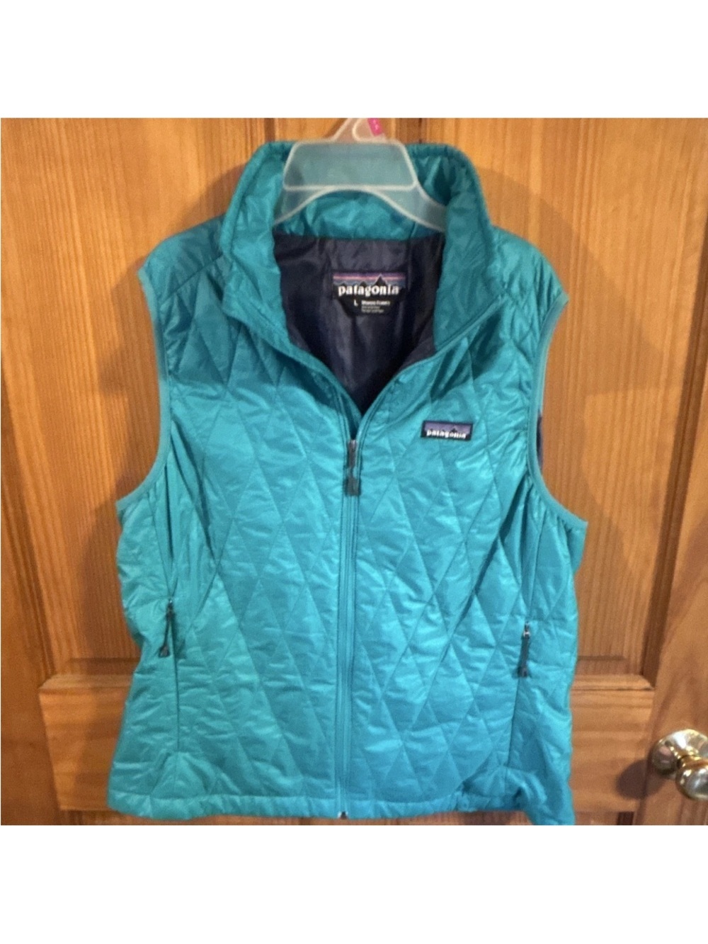 Patagonia Women's Teal Quilted "Vail Resorts Corporate Vest".